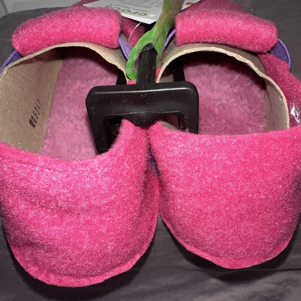 Crocs Kids Size 13 Classic Slippers Candy Pink Fuzzy House Shoes Relaxed Fit